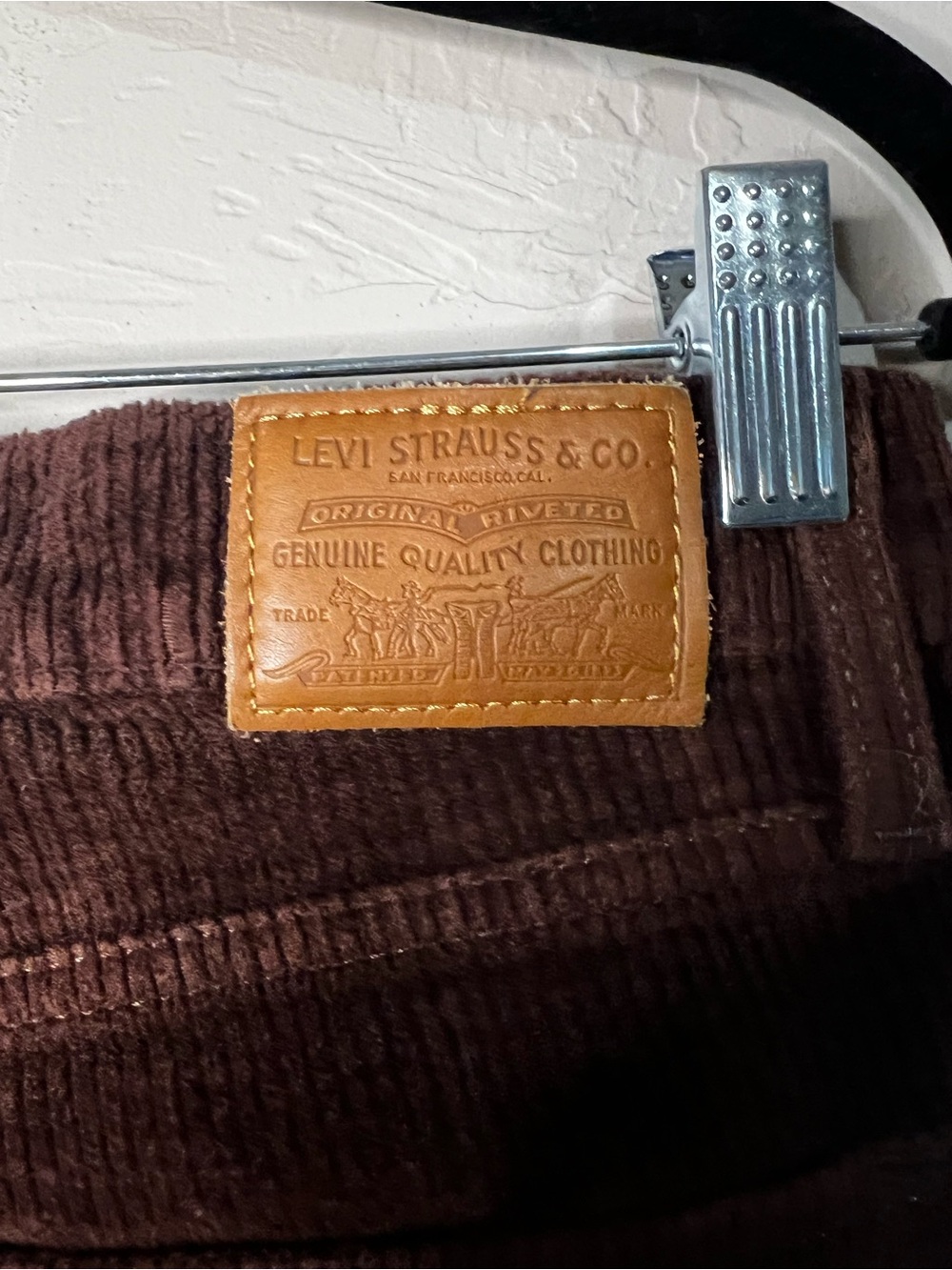 Levis Premium Quality 724 High Rise Straight Corduroy Chocolate Brown Pants - Picture 11 of 13